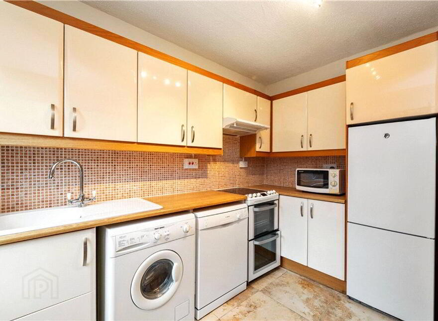 15 Merrion Court, Ailesbury Road, Ballsbridge, Ballsbridge, D04P9W8