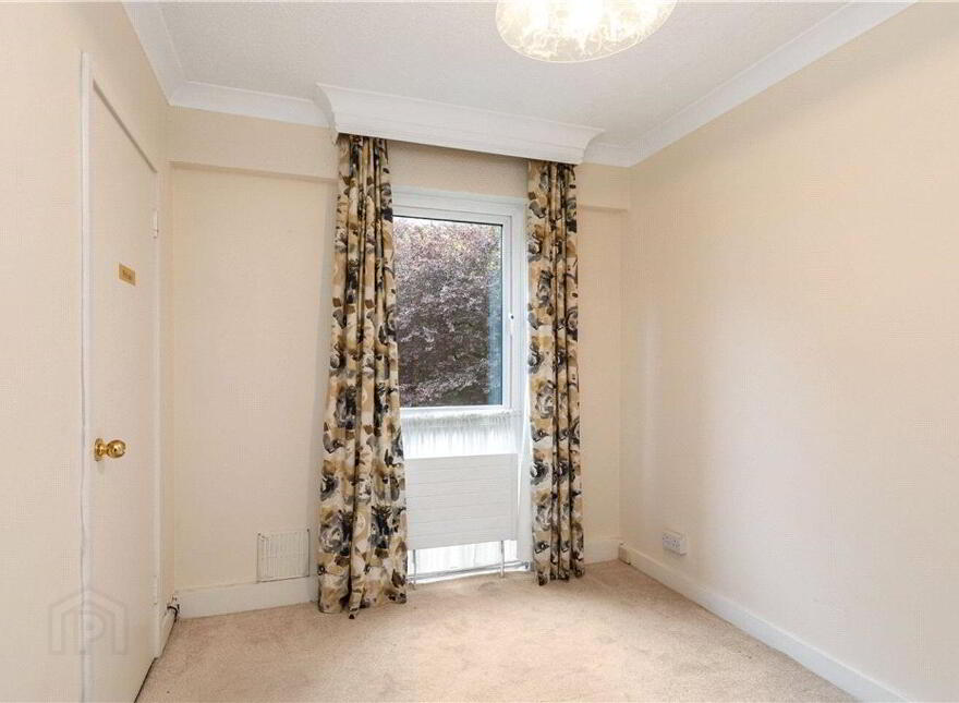 15 Merrion Court, Ailesbury Road, Ballsbridge, Ballsbridge, D04P9W8