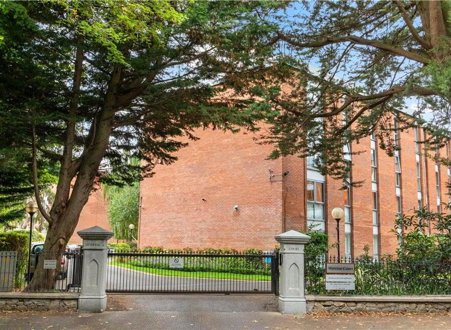 15 Merrion Court, Ailesbury Road, Ballsbridge, Ballsbridge, D04P9W8