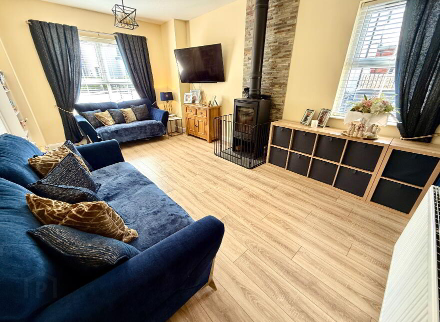 3 Stoney Manor, Waterside, L'Derry, BT47 2UF