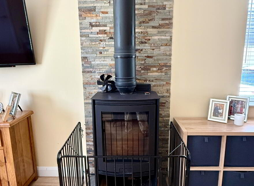 3 Stoney Manor, Waterside, L'Derry, BT47 2UF