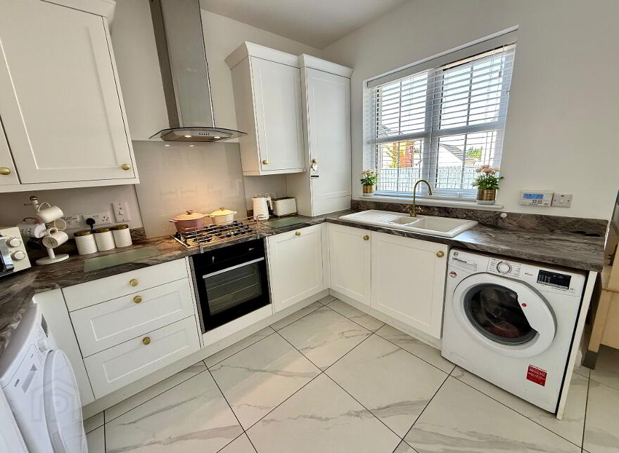 3 Stoney Manor, Waterside, L'Derry, BT47 2UF