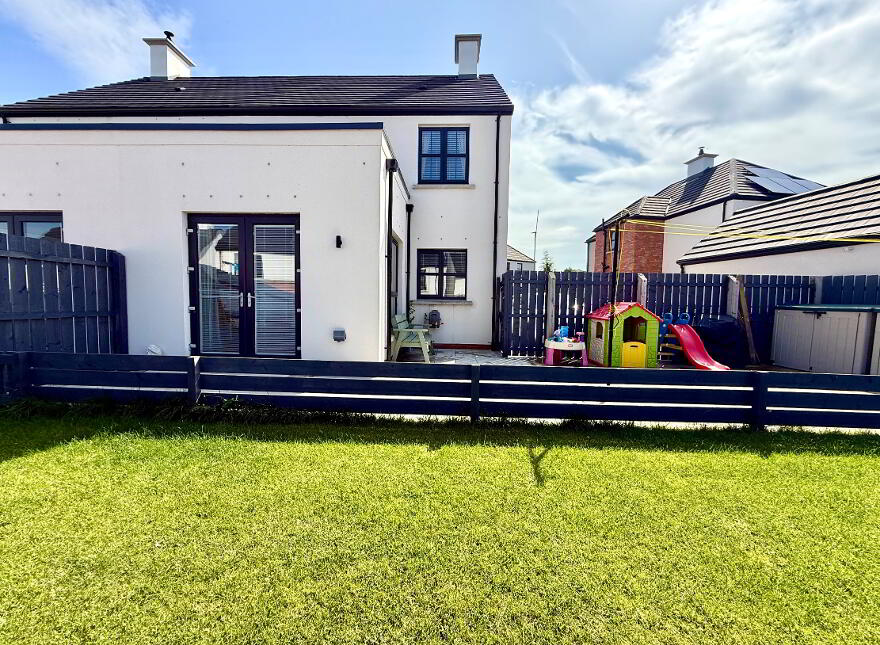 3 Stoney Manor, Waterside, L'Derry, BT47 2UF