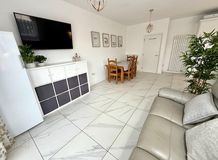 3 Stoney Manor, Waterside, L'Derry, BT47 2UF