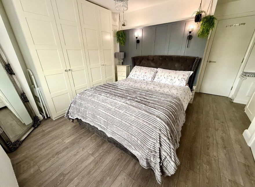 3 Stoney Manor, Waterside, L'Derry, BT47 2UF