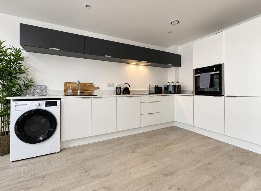 Apartment 6 Coast Links 35 Main Street, Portrush, BT56 8FU