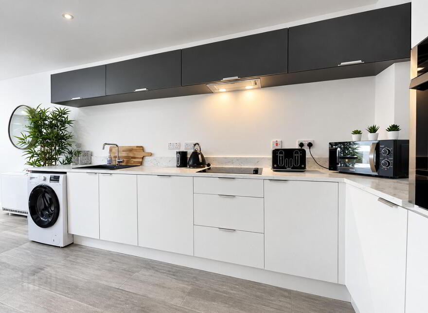 Apartment 6 Coast Links 35 Main Street, Portrush, BT56 8FU