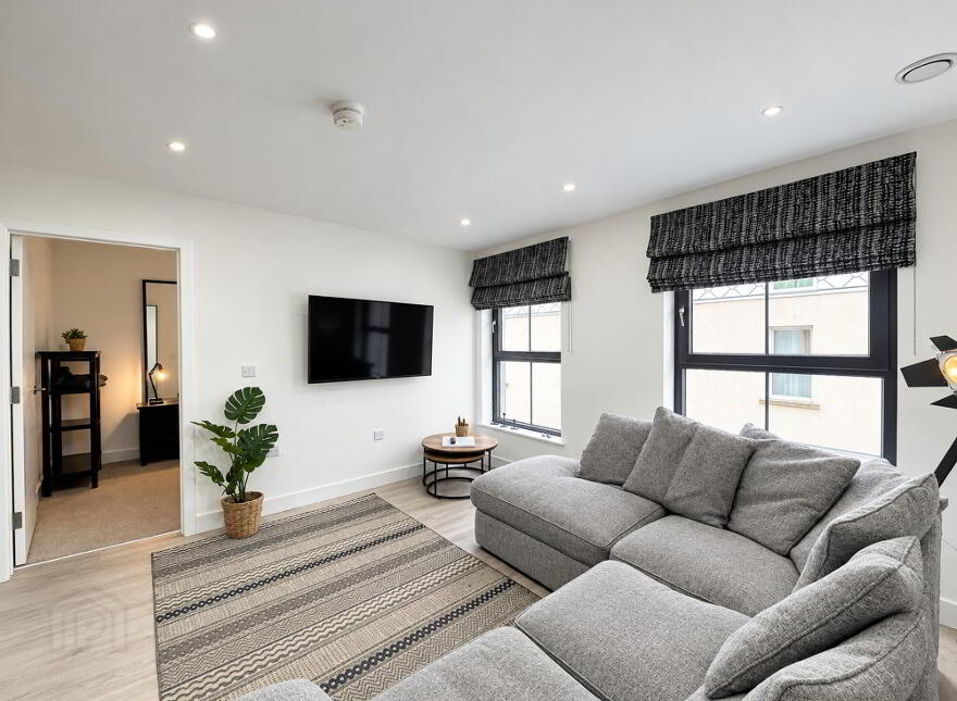 Apartment 6 Coast Links 35 Main Street, Portrush, BT56 8FU