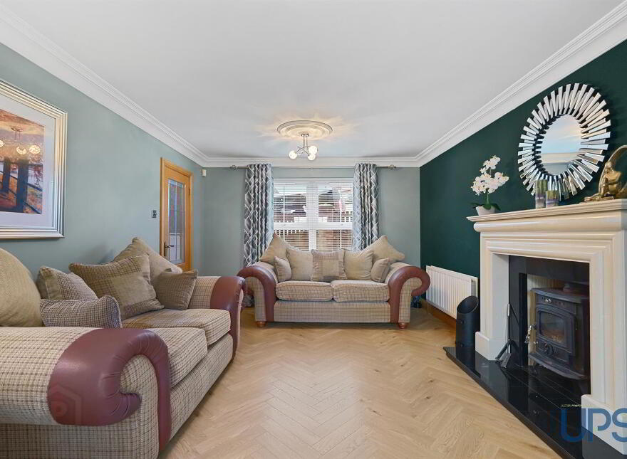 85 Lagmore Glen, Stewartstown Road, Dunmurry, Belfast, BT17 0WJ