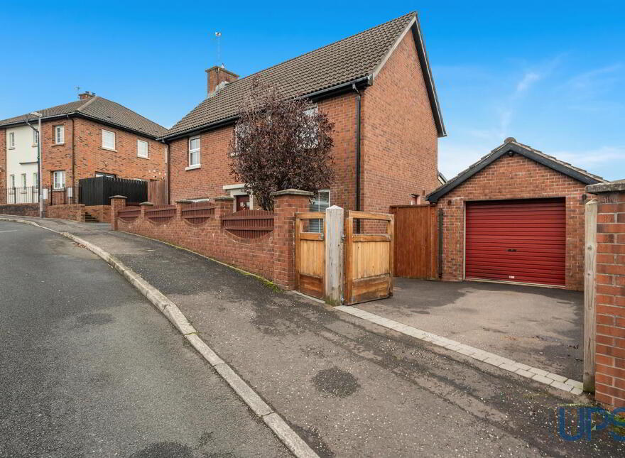 85 Lagmore Glen, Stewartstown Road, Dunmurry, Belfast, BT17 0WJ