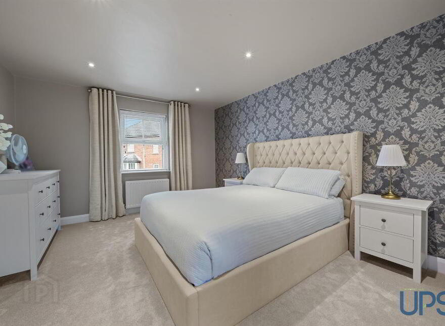 85 Lagmore Glen, Stewartstown Road, Dunmurry, Belfast, BT17 0WJ