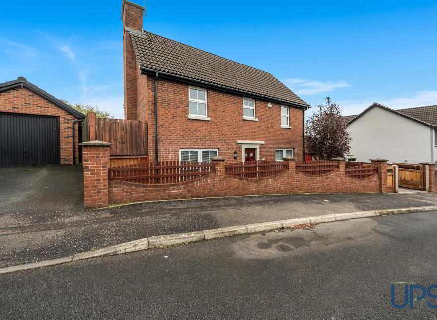 85 Lagmore Glen, Stewartstown Road, Dunmurry, Belfast, BT17 0WJ