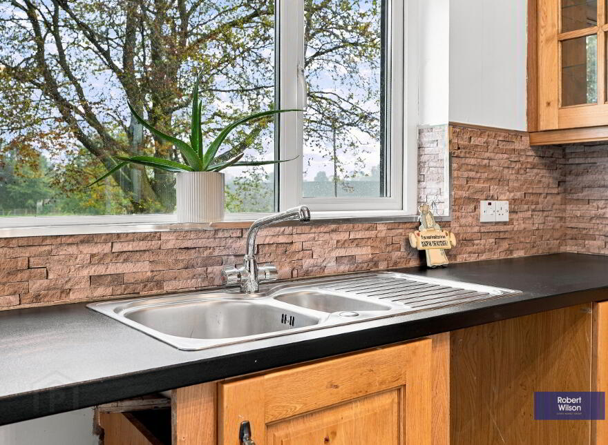 Summer Cottage, 6 Old Church Lane, Aghalee, BT67 0EB
