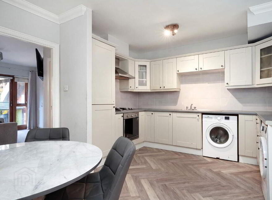 1 Knockmaree, Chapelizod, Chapelizod, D20
