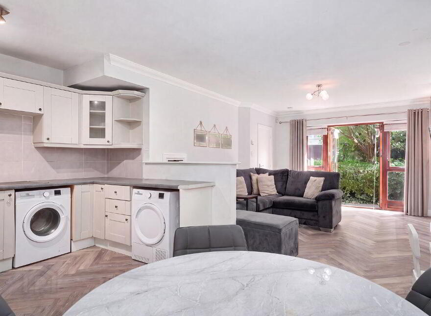 1 Knockmaree, Chapelizod, Chapelizod, D20