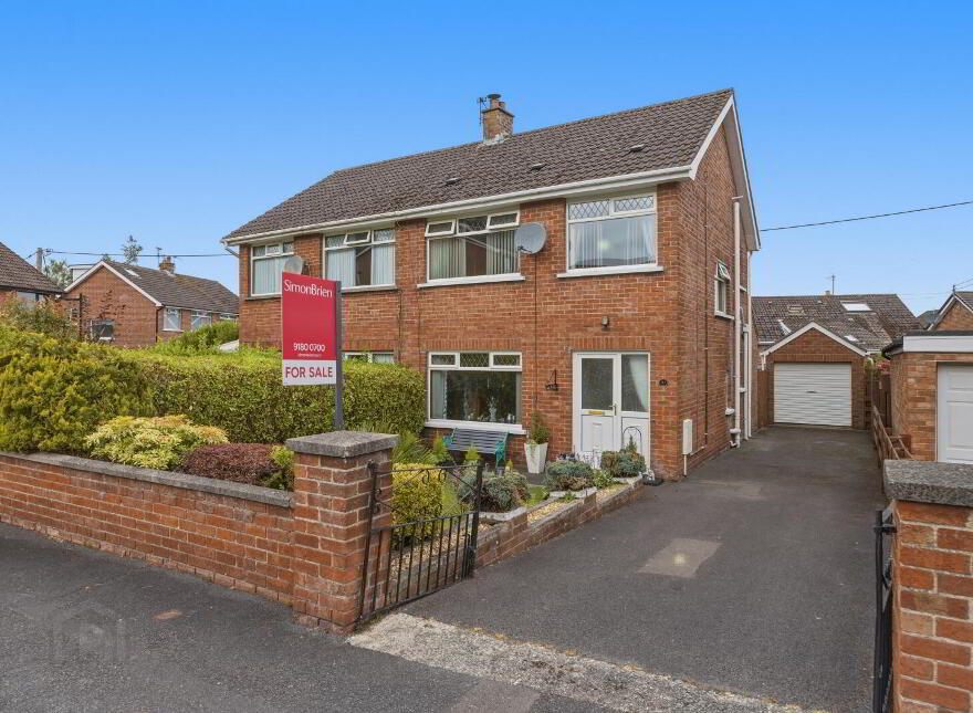 33 Stanfield Drive, Newtownards, BT23 8NG