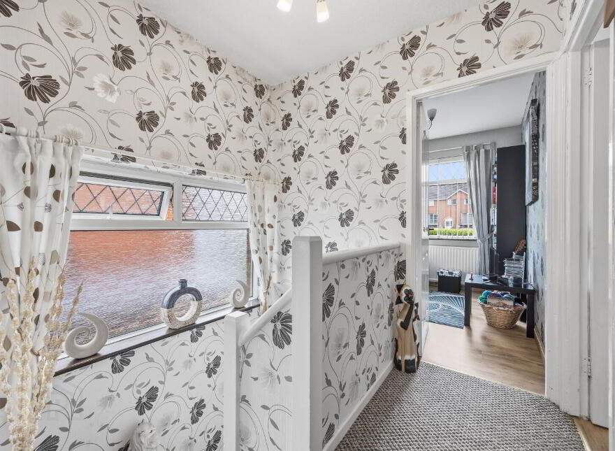 33 Stanfield Drive, Newtownards, BT23 8NG