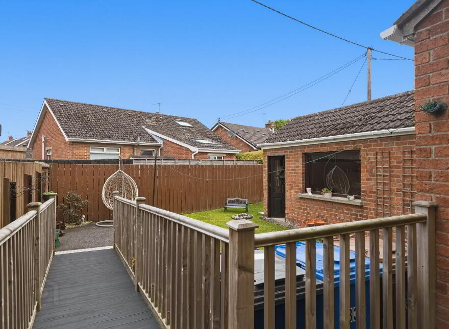 33 Stanfield Drive, Newtownards, BT23 8NG