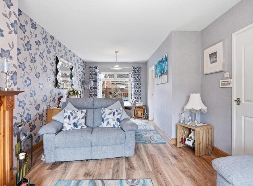 33 Stanfield Drive, Newtownards, BT23 8NG