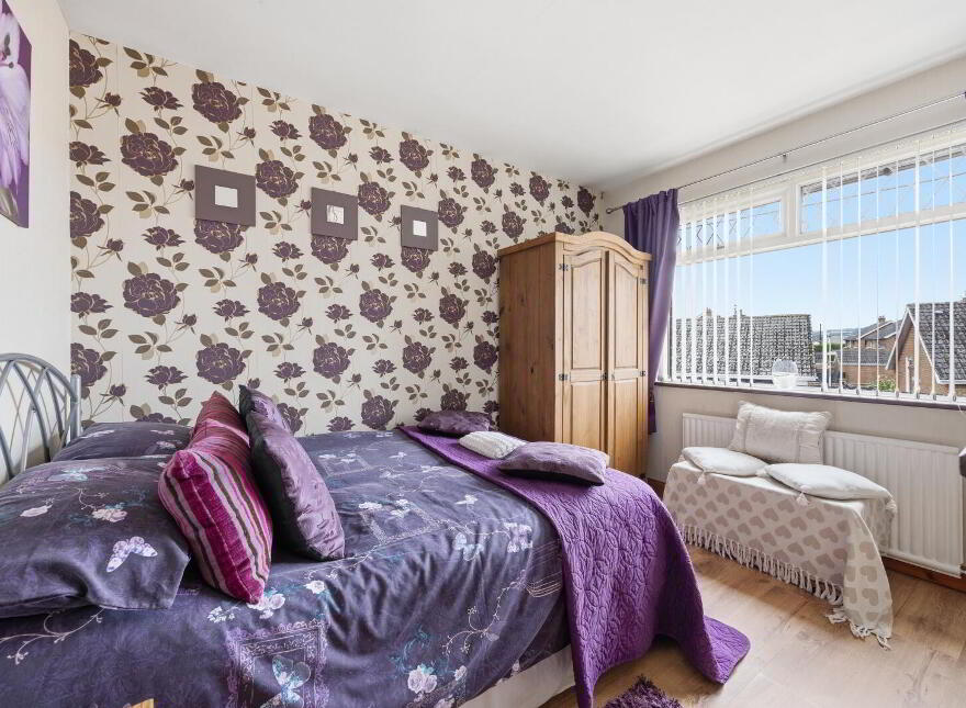 33 Stanfield Drive, Newtownards, BT23 8NG