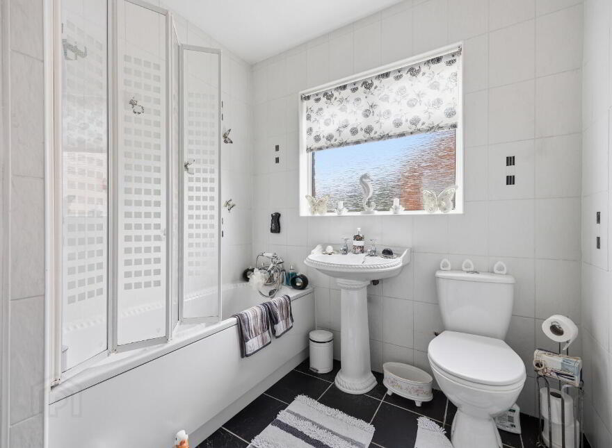 33 Stanfield Drive, Newtownards, BT23 8NG