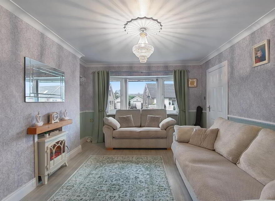 2 Croob Close, Downpatrick, BT30 6BQ