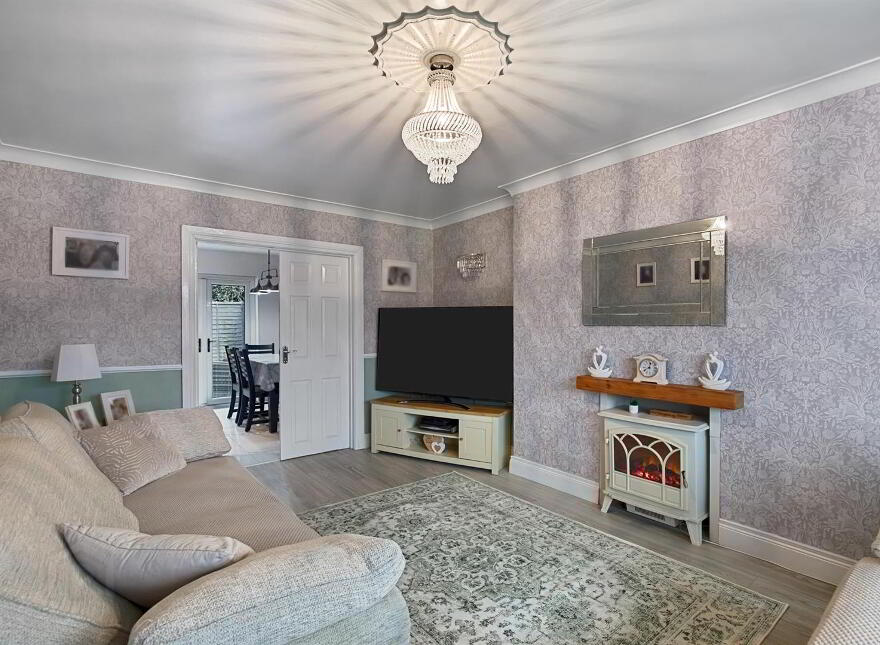 2 Croob Close, Downpatrick, BT30 6BQ