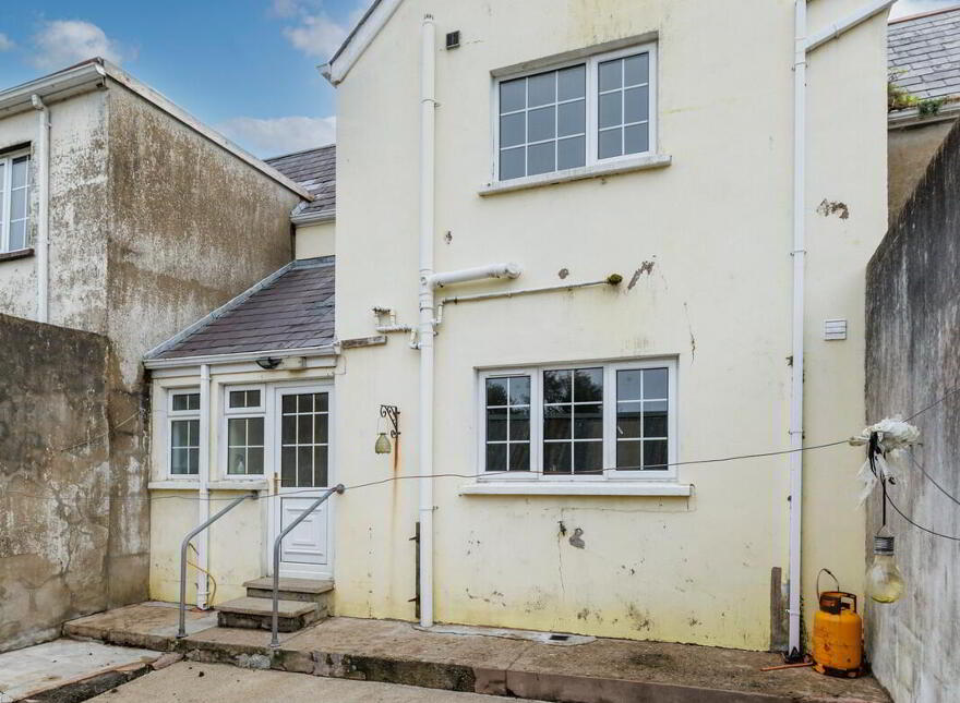 2 Market Street, Lack, Enniskillen, BT93 0DT