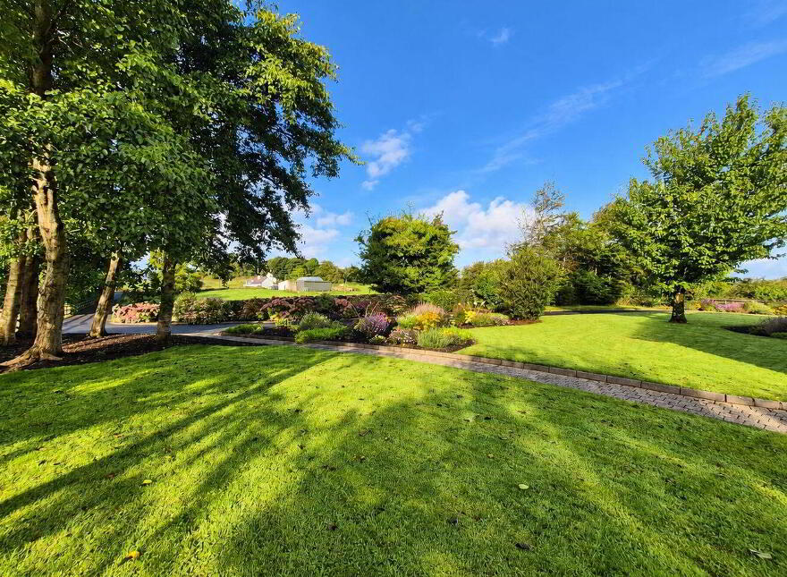 Sandyhill, Westport, F28AY83
