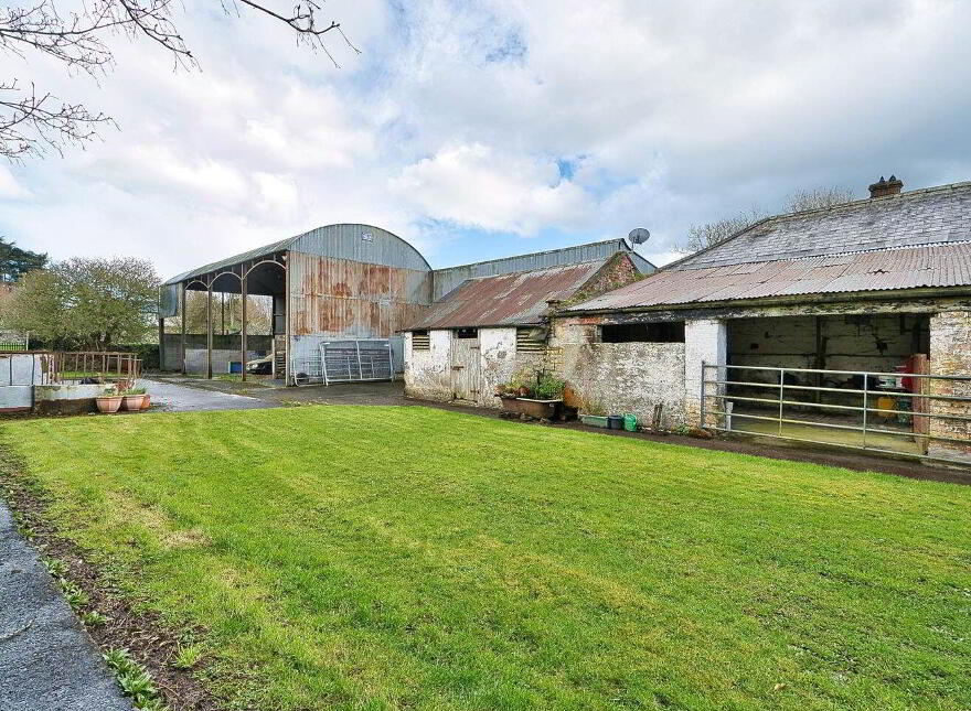 Residence On Approx. 39.5 Acres, Boyne Road, Navan, C15E0E0