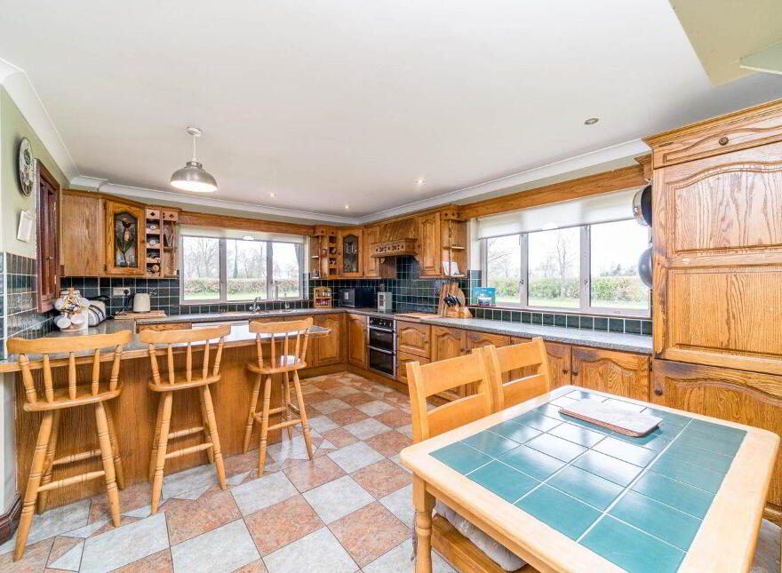 Waynestown, Ballynare, A86YF66