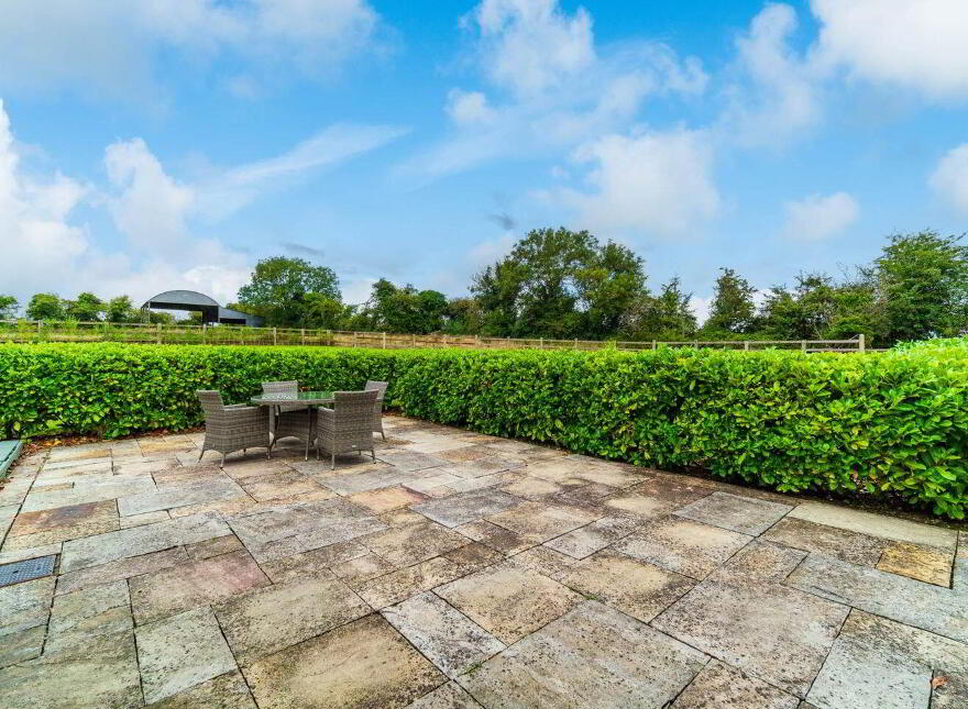 Residence On 11.85 Acres Blackhill, Kill, W91R8PP
