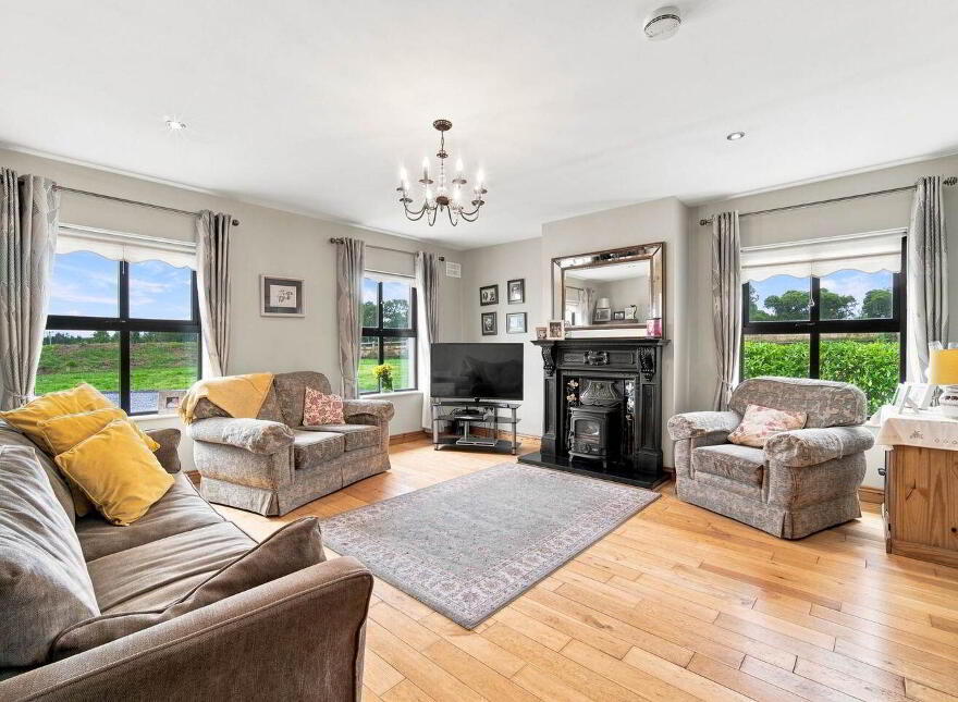 Residence On 11.85 Acres Blackhill, Kill, W91R8PP