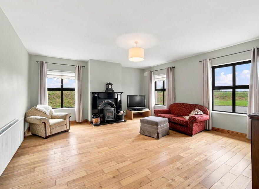 Residence On 11.85 Acres Blackhill, Kill, W91R8PP