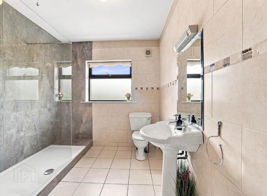 Residence On 11.85 Acres Blackhill, Kill, W91R8PP