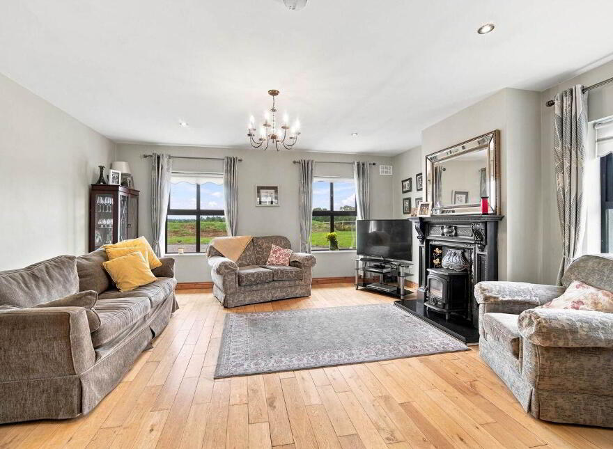 Residence On 11.85 Acres Blackhill, Kill, W91R8PP