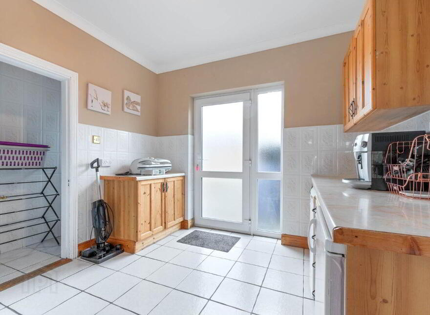 Emlagh, Cleggan, Clifden, H71Y363
