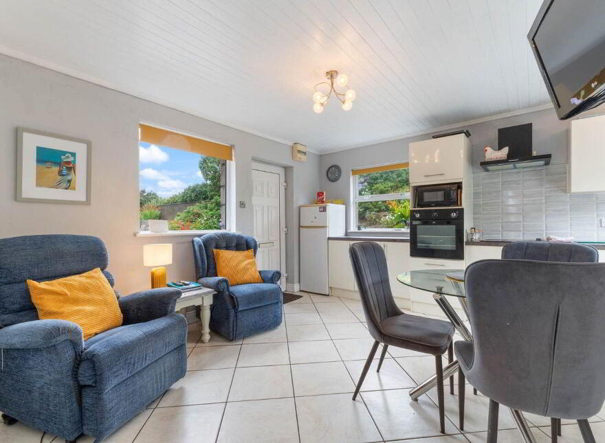Emlagh, Cleggan, Clifden, H71Y363