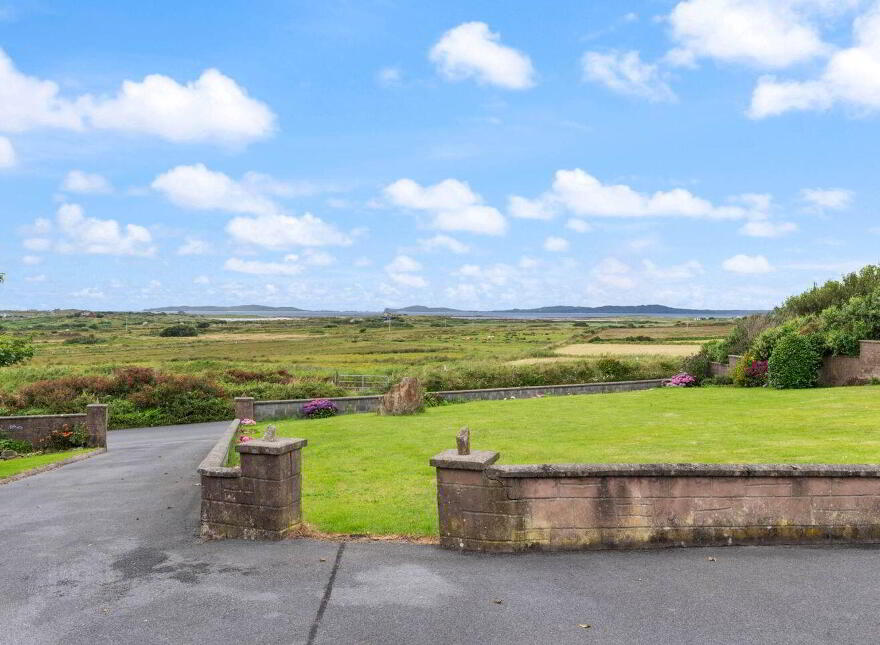 Emlagh, Cleggan, Clifden, H71Y363