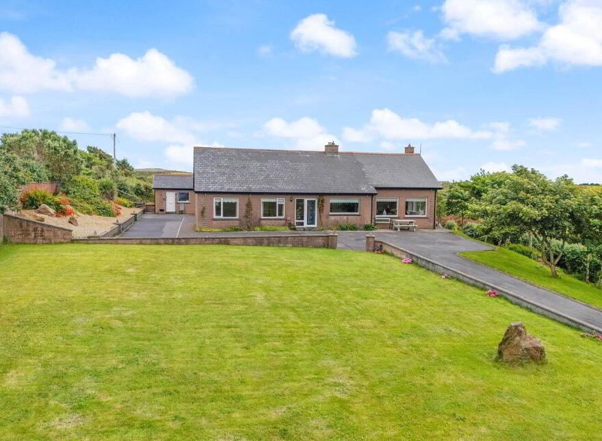 Emlagh, Cleggan, Clifden, H71Y363