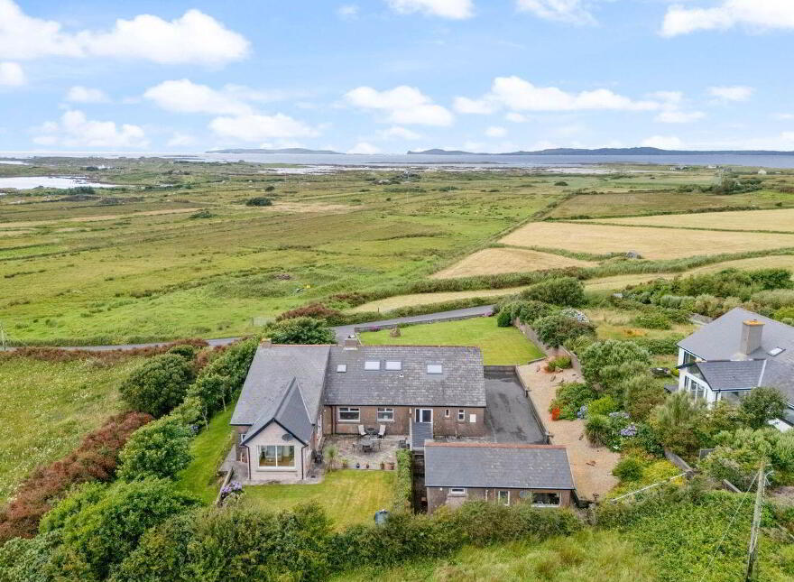 Emlagh, Cleggan, Clifden, H71Y363