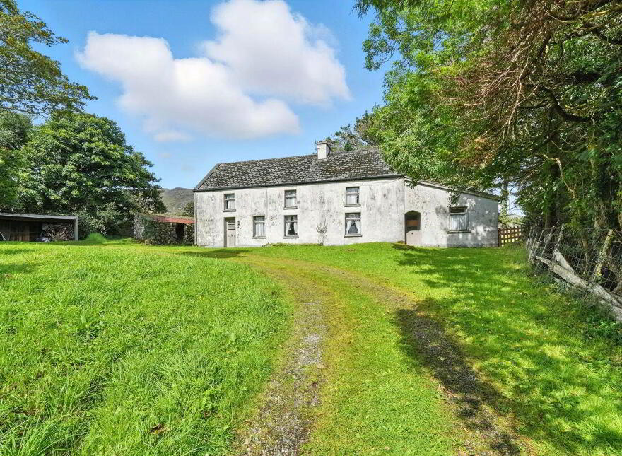 High Trees, Errisbeg, Roundstone, H91K7X9