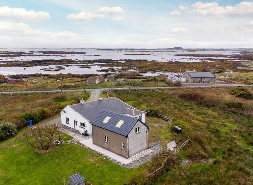 Emlaghmore, Ballyconneely, Clifden, H71TD61