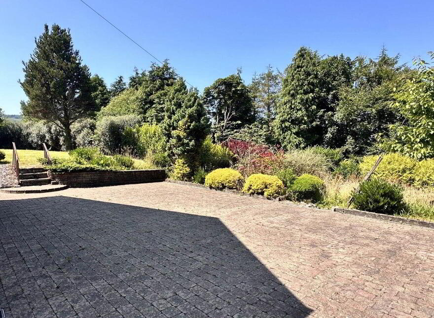An Sean Scoil, Farravaun, Oughterard, H91VRF8