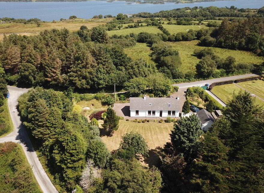 An Sean Scoil, Farravaun, Oughterard, H91VRF8
