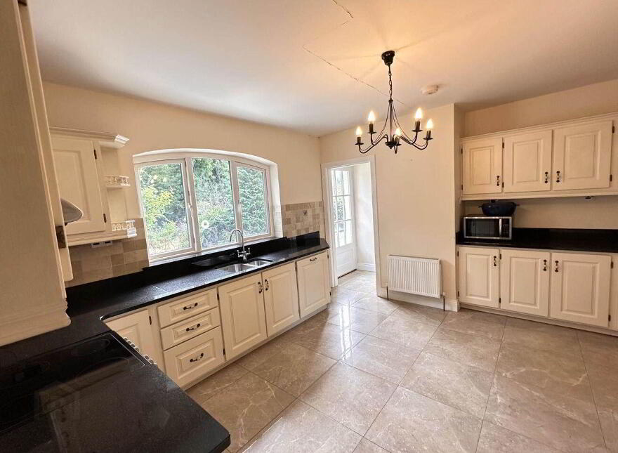 Portacarron, Oughterard, H91DY7Y
