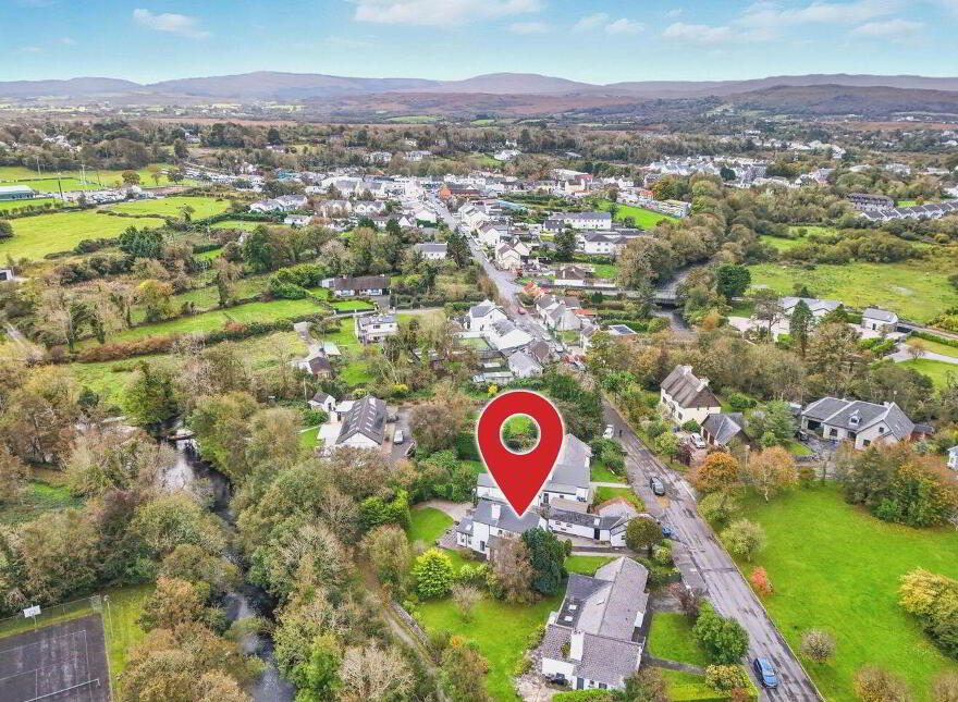 Ard Na Greine, 2 Owenriffe Park, Oughterard, H91XHX8