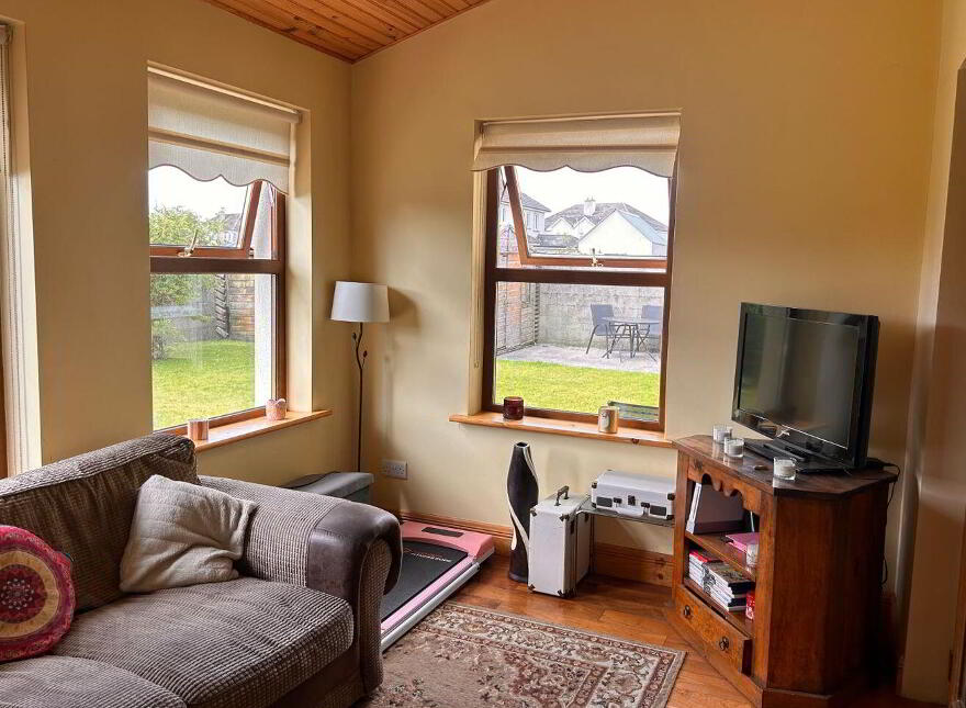 No 3 Findale, Glenamaddy Rd, Williamstown, F45VK72