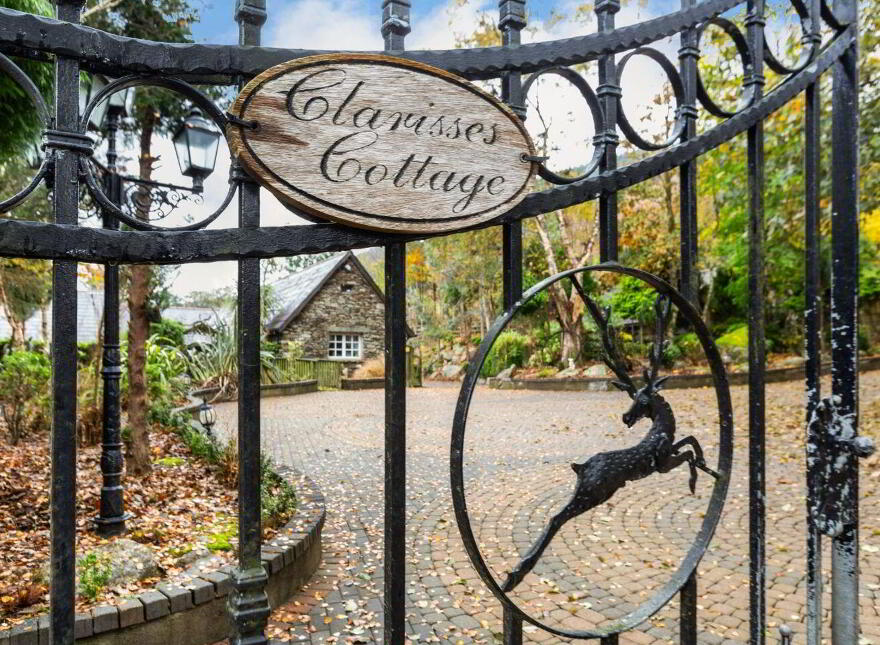 Clarisses Cottage, Glenmacnass, Glendalough, A98PW25