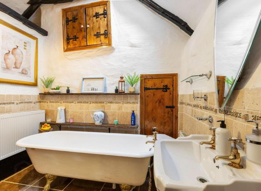 Clarisses Cottage, Glenmacnass, Glendalough, A98PW25